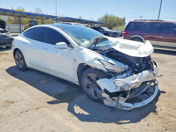 2019 TESLA MODEL 3 — Passenger 3/4