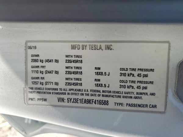 2019 TESLA MODEL 3 — VINS