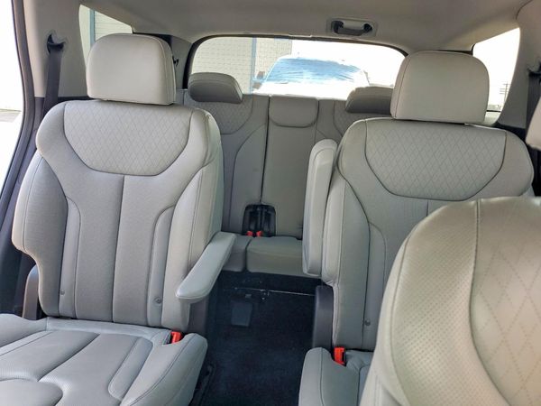 2021 HYUNDAI PALISADE SEL w/ Premium Pkg