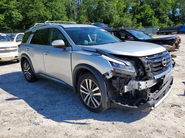 2022 NISSAN PATHFINDER Platinum