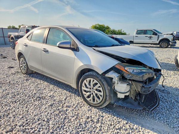 2017 TOYOTA COROLLA