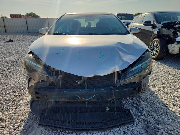 2017 TOYOTA COROLLA