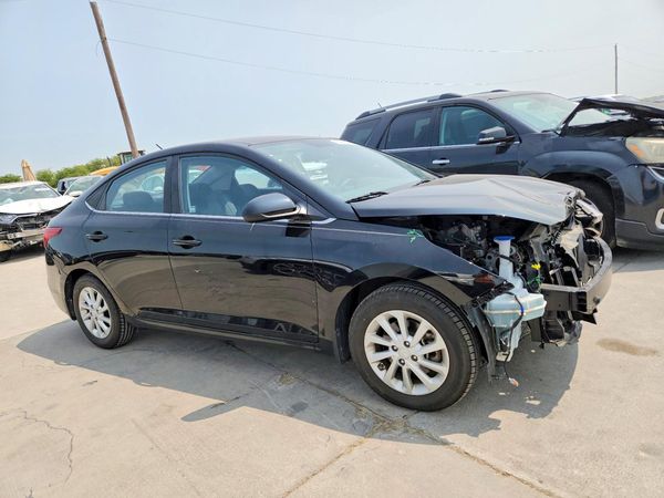 2020 HYUNDAI ACCENT SE and SEL