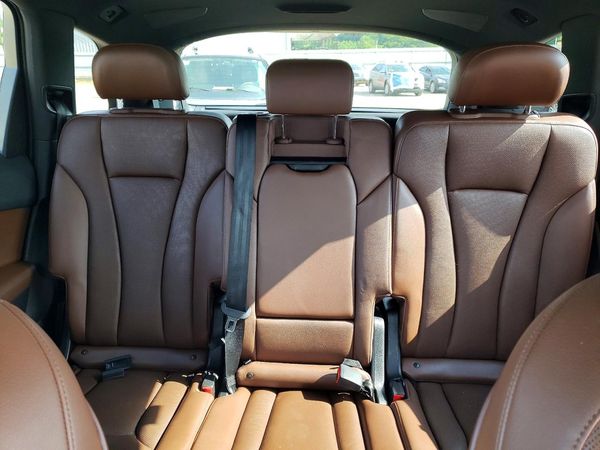 2017 AUDI Q7 quattro Premium Plus