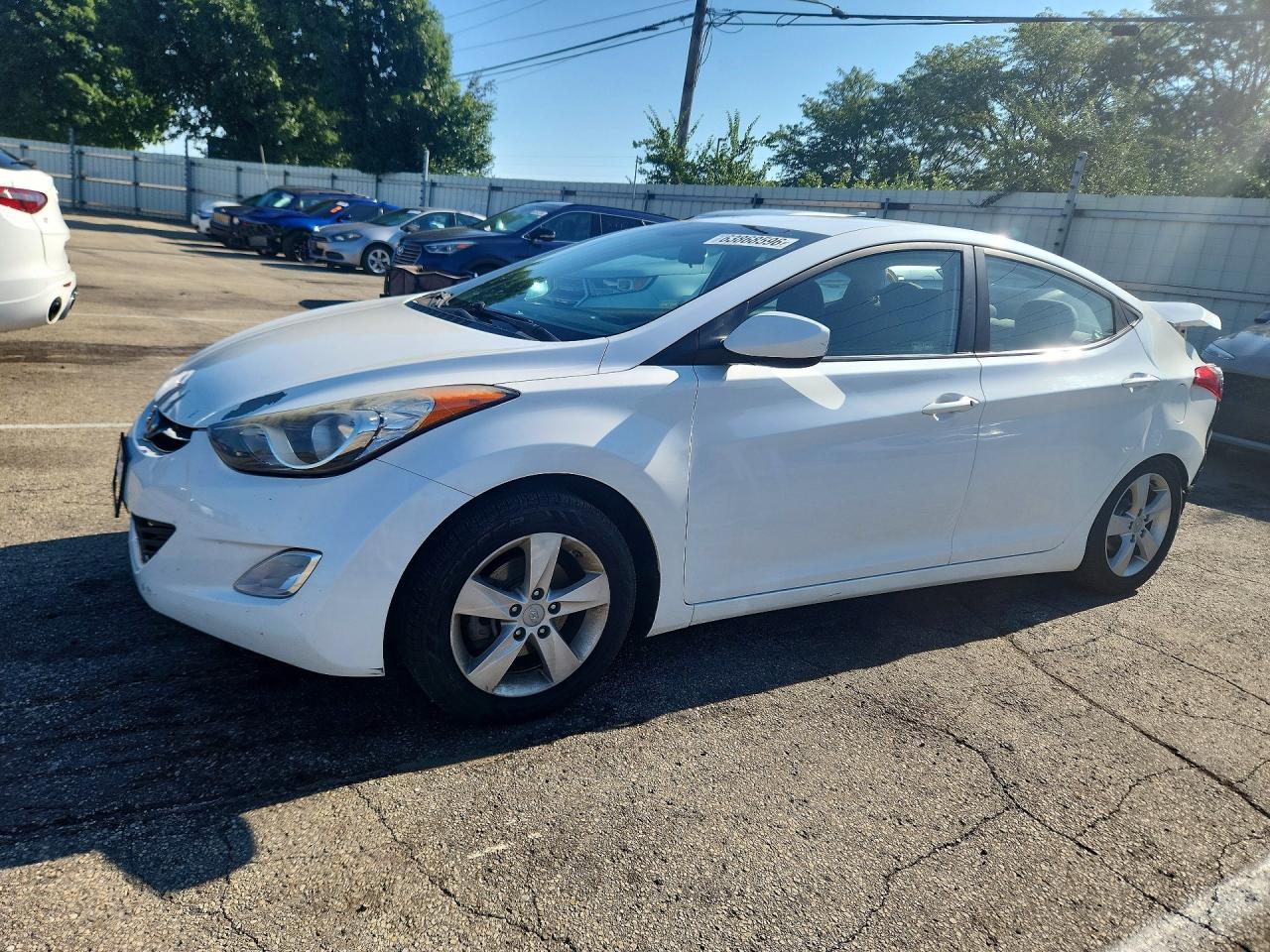 2013 HYUNDAI ELANTRA