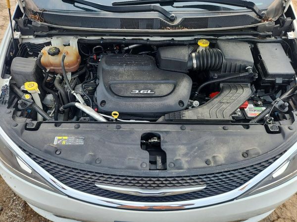 2017 CHRYSLER PACIFICA Touring L