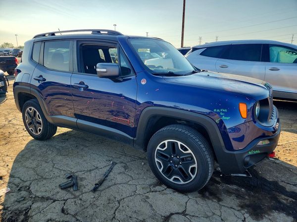 2016 JEEP RENEGADE TRAILHAWK 4X4