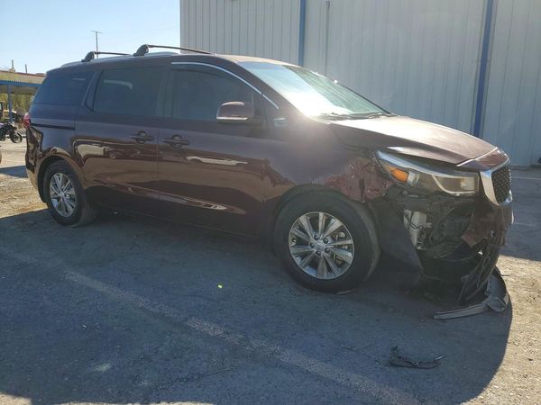 2017 KIA SEDONA LX