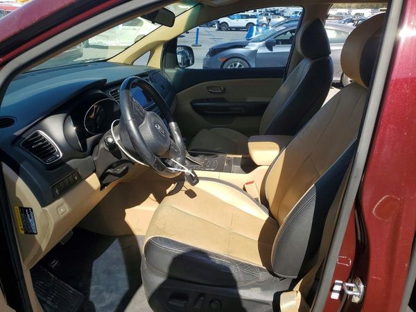 2017 KIA SEDONA LX