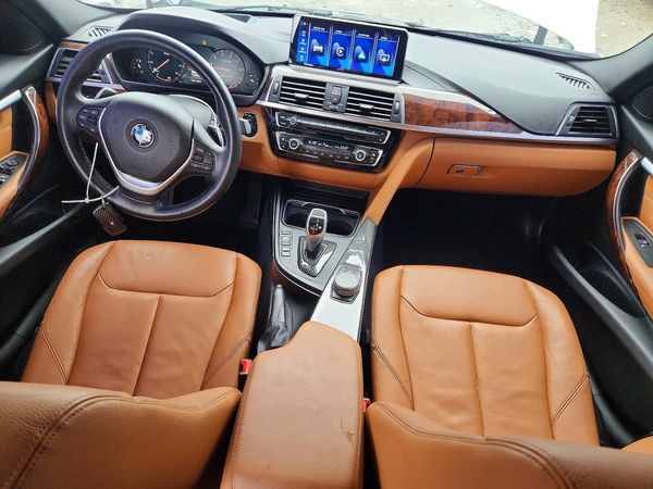 2018 BMW 330