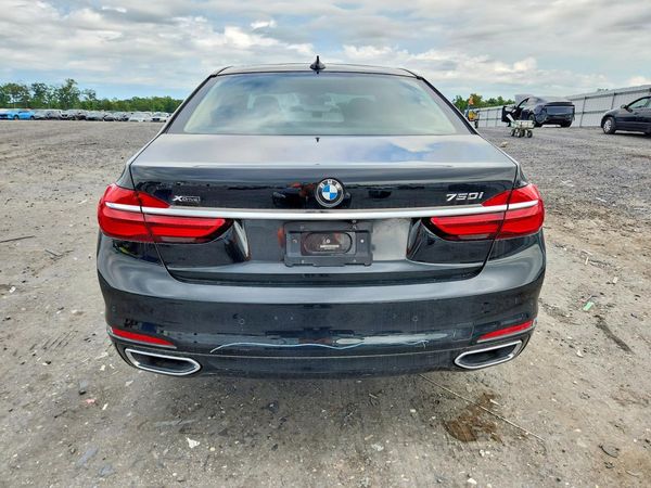 2016 BMW 750 xDrive