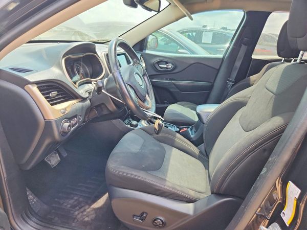 2016 JEEP CHEROKEE LATITUDE 4X4