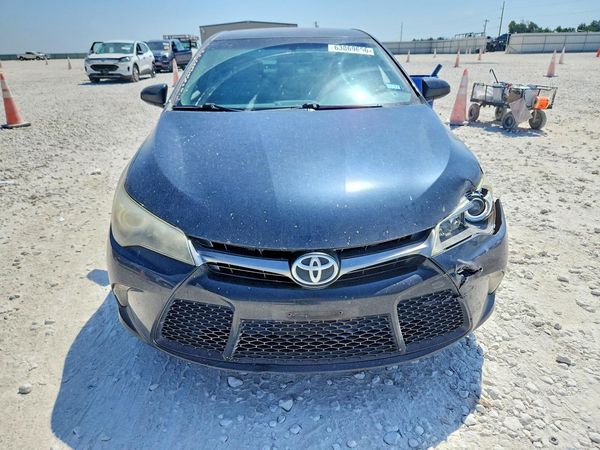 2016 TOYOTA CAMRY