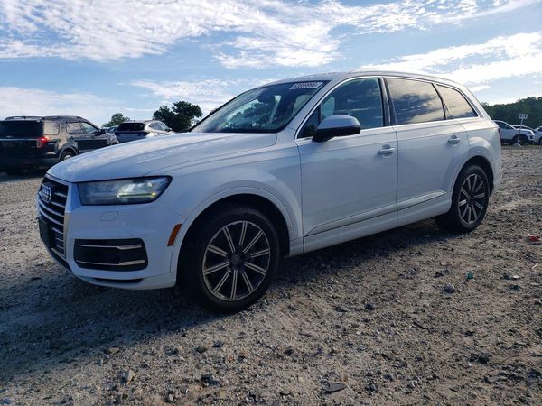2017 AUDI Q7 quattro Premium Plus