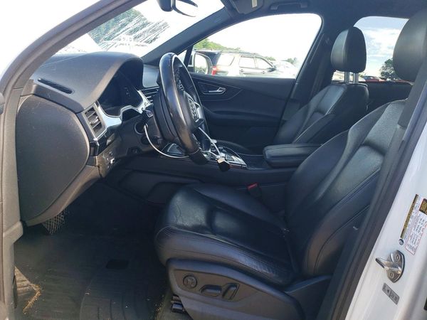 2017 AUDI Q7 quattro Premium Plus