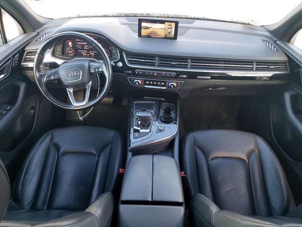 2017 AUDI Q7 quattro Premium Plus