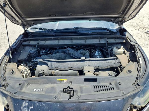 2021 TOYOTA HIGHLANDER XSE Nav & JBL — Engine bay