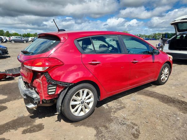 2017 KIA FORTE5 LX
