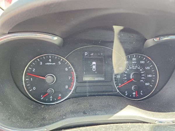 2017 KIA FORTE5 LX