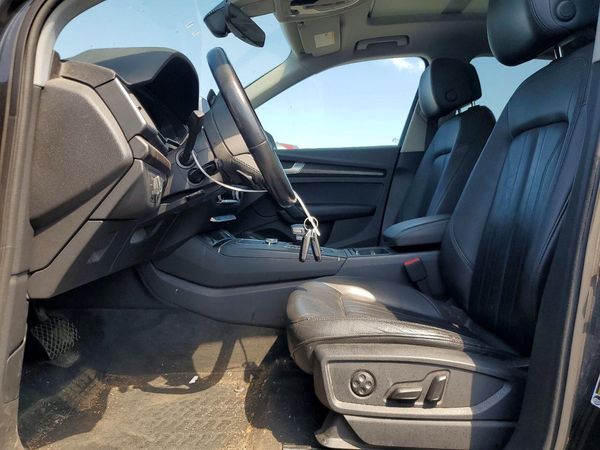2018 AUDI Q5 quattro Premium Plus