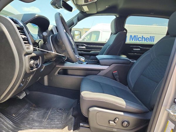 2025 RAM 1500 Big Horn/Lonestar