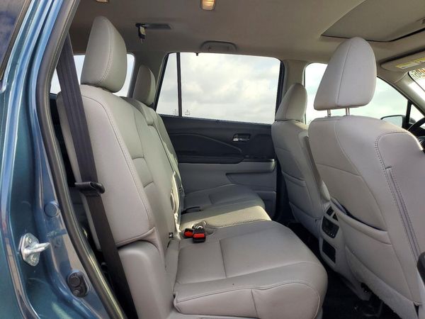 2022 HONDA PILOT SE