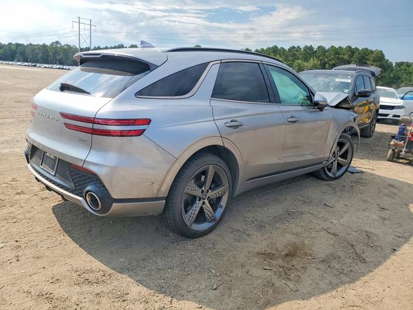 2024 GENESIS GV70