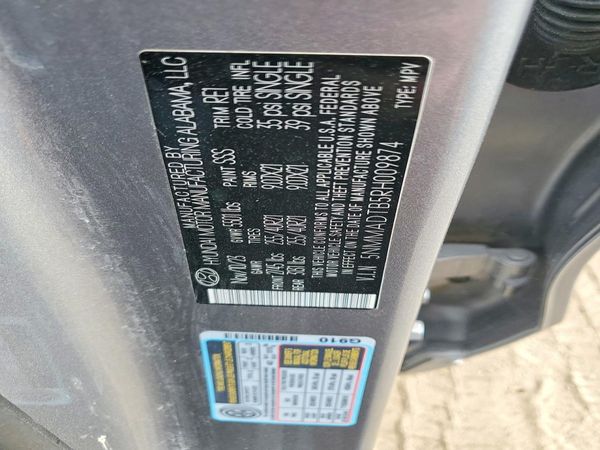2024 GENESIS GV70