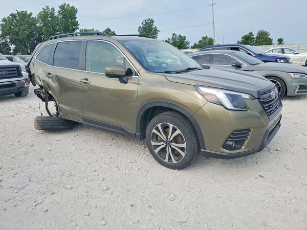 2023 SUBARU FORESTER