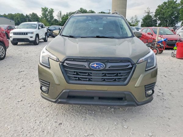 2023 SUBARU FORESTER