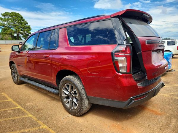 2023 CHEVROLET SUBURBAN Z71