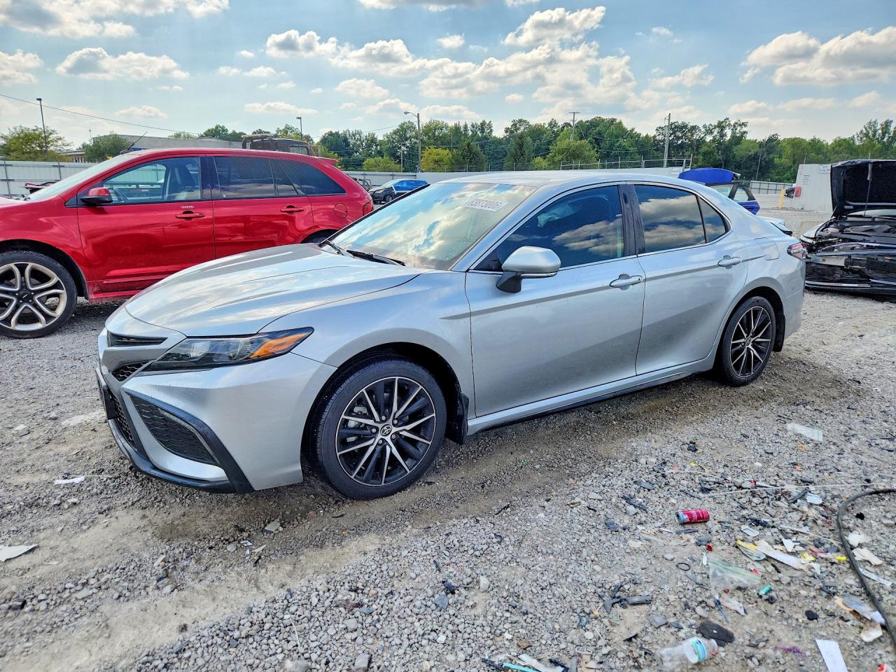 2023 TOYOTA CAMRY SE — Front 3/4
