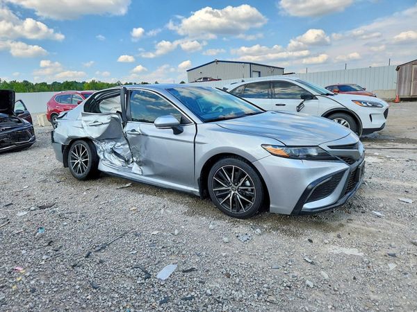 2023 TOYOTA CAMRY SE — Passenger 3/4