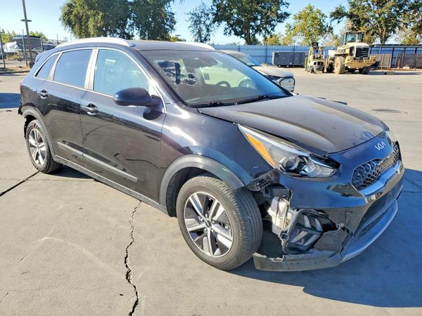 2022 KIA NIRO