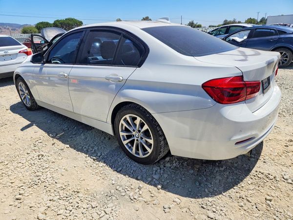 2017 BMW 320