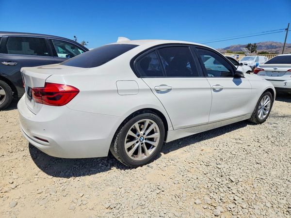 2017 BMW 320