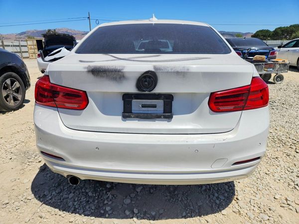 2017 BMW 320