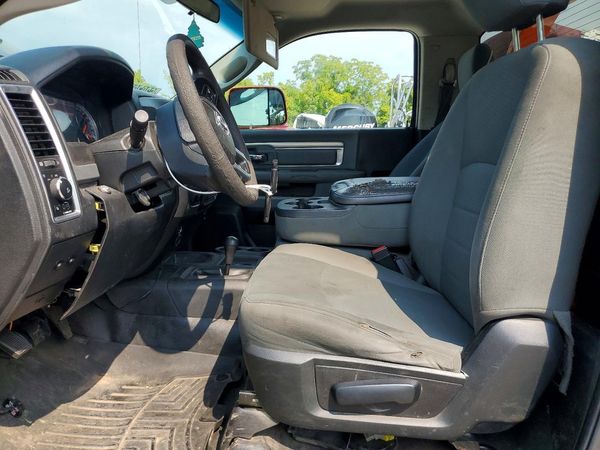 2018 RAM 5500 REG CAB CHASSIS — DENT