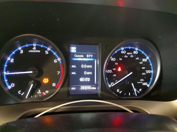 2018 TOYOTA RAV4 LE