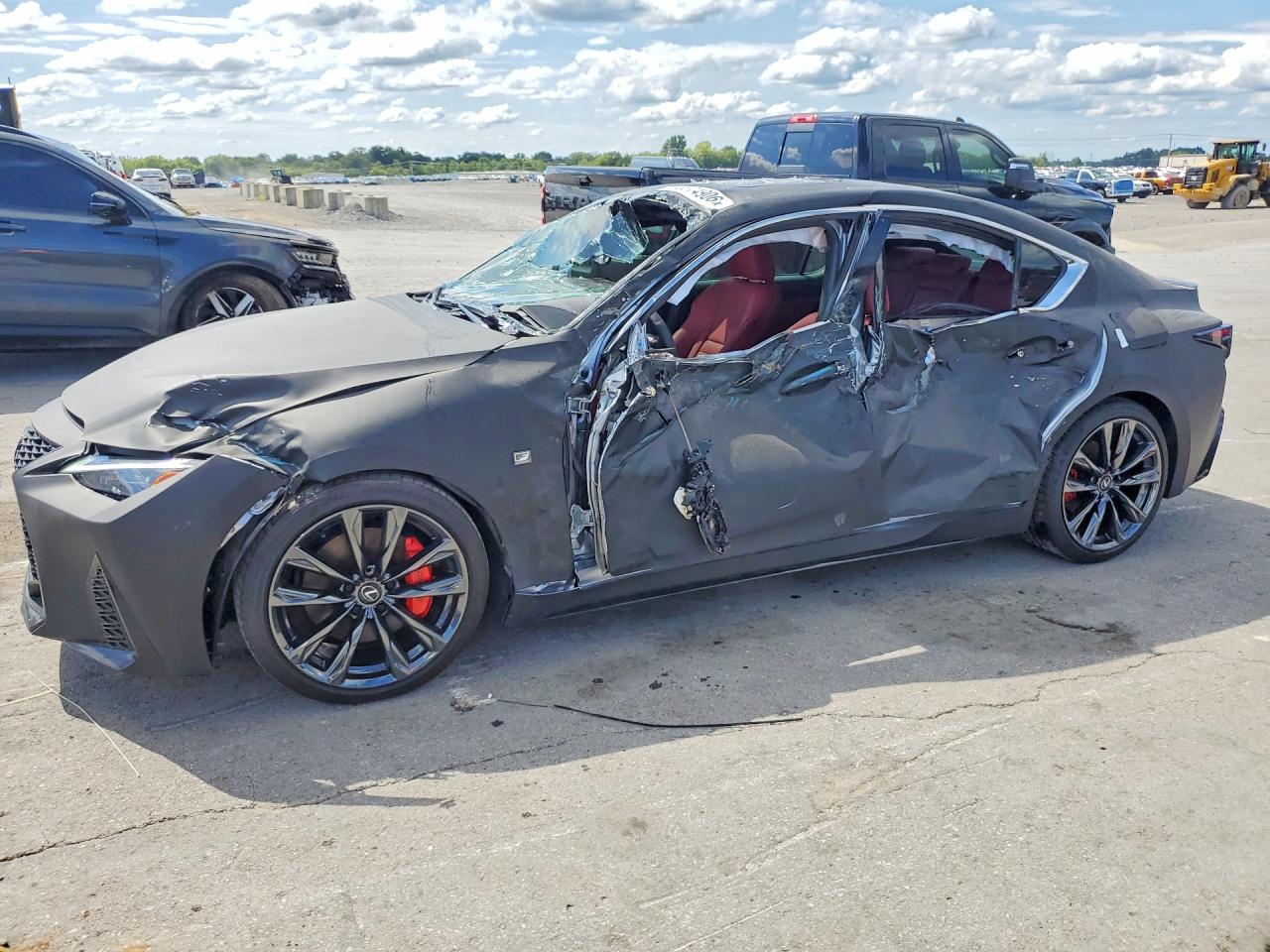 2024 LEXUS IS 300 300 F Sport