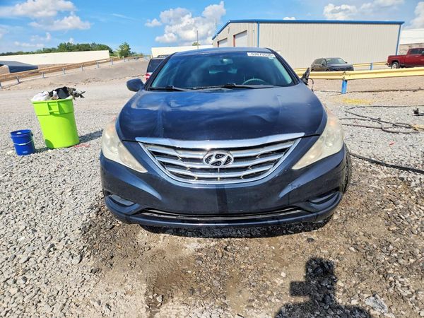 2013 HYUNDAI SONATA GLS/ GLS Popular