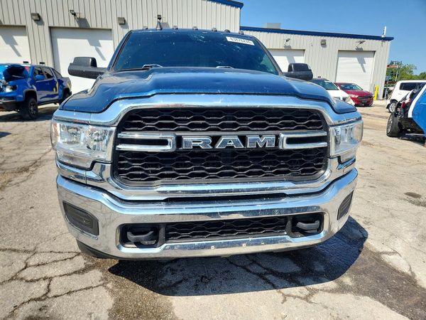 2020 RAM 3500