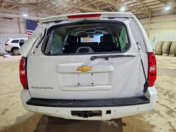 2013 CHEVROLET SUBURBAN LT