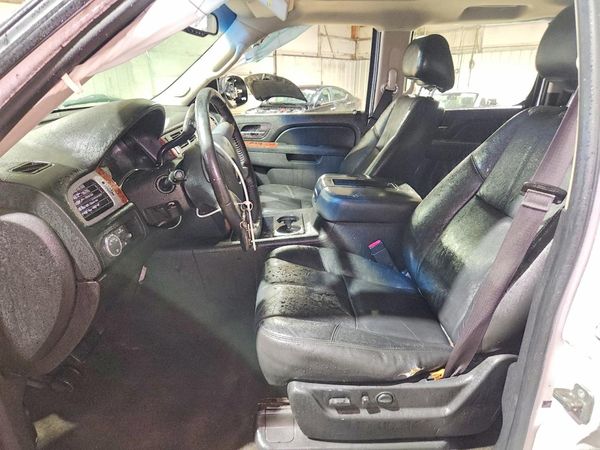 2013 CHEVROLET SUBURBAN LT