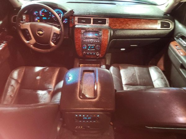 2013 CHEVROLET SUBURBAN LT
