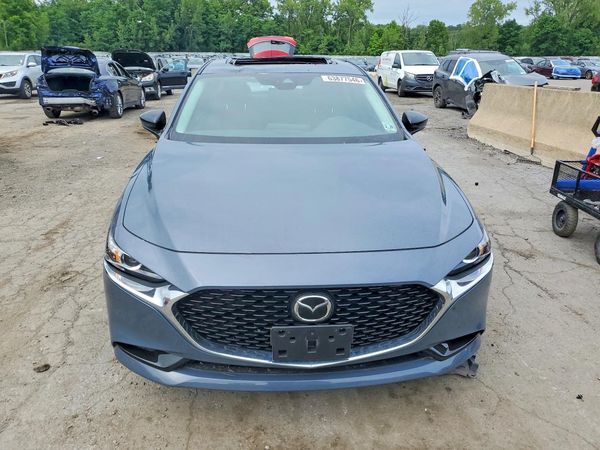 2023 MAZDA 3 Preferred Package