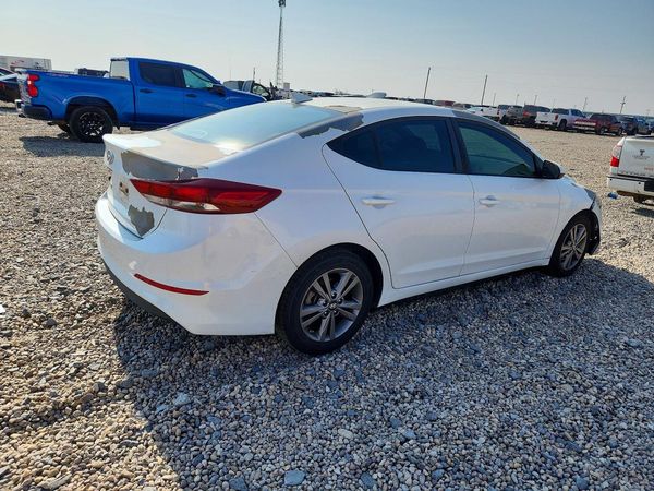2018 HYUNDAI ELANTRA