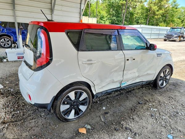 2017 KIA SOUL
