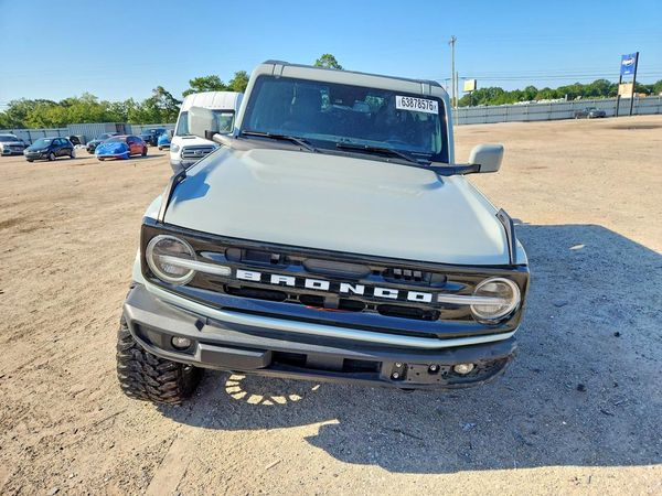 2024 FORD BRONCO Outer Banks