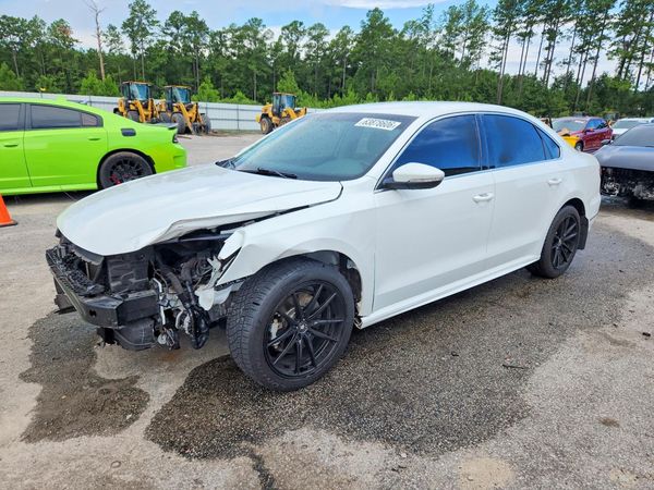 2017 VOLKSWAGEN PASSAT